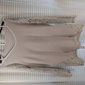 Never worn, soft grey top with lace detail. Size XXL.